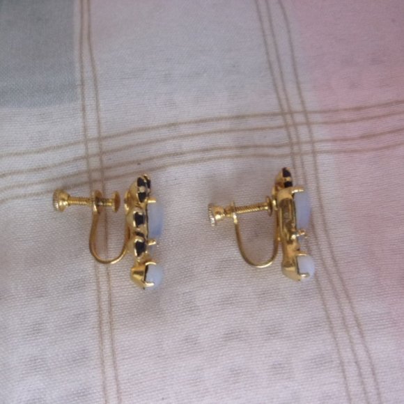 Faux Opal Sapphire Gold Tone Screw Back Earrings - Picture 3 of 6